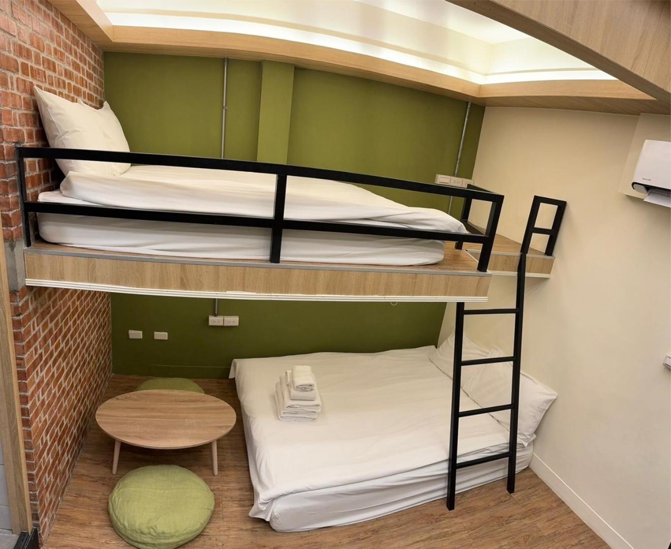 טאינאן Bird Series B&B&Hostel複合式民宿#本國旅客須先匯款 מראה חיצוני תמונה
