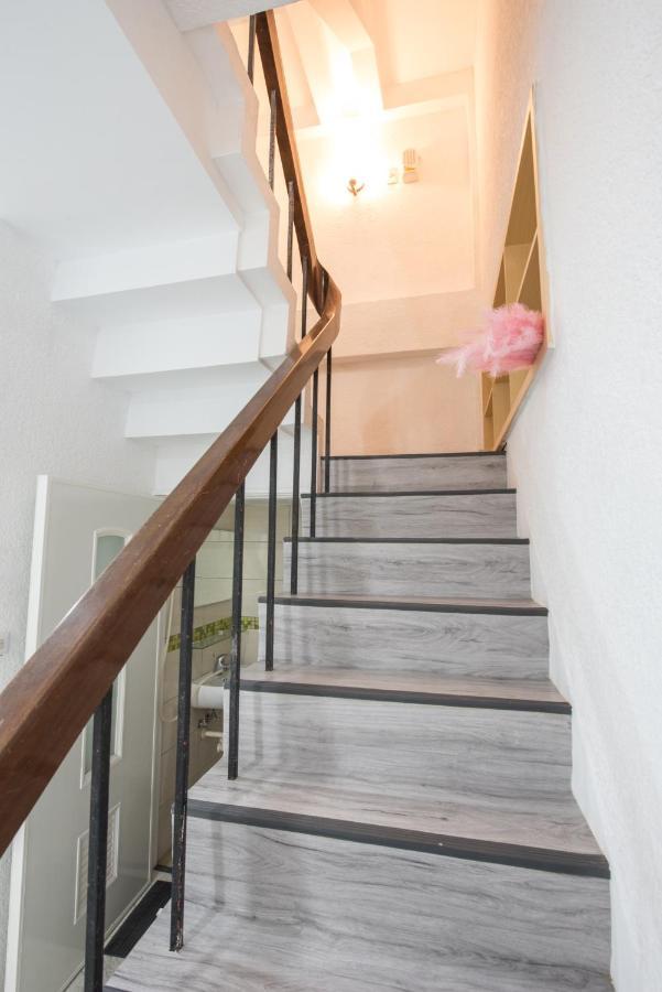 טאינאן Bird Series B&B&Hostel複合式民宿#本國旅客須先匯款 מראה חיצוני תמונה